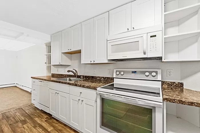 768 S. Krameria St